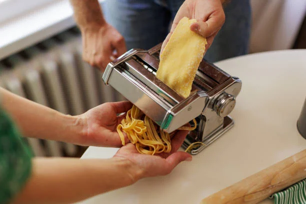 Tortellinatrice: The Art of Crafting Perfect Tortellini at Home