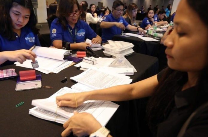 What It Takes to Quickly Adapt in Administrative Government Positions